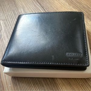 Vintage Coach Water Buffalo Bifold Wallet